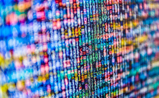 xAI lanza Grok, su nuevo modelo de codificación autónoma