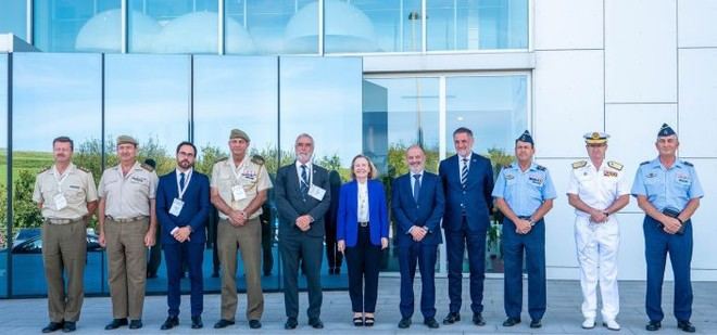 Seminario Espacial en UNEATLANTICO destaca el papel de los satélites en defensa y gobierno