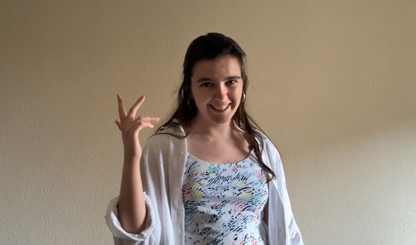 María Pérez Sirvent gana el II Certamen de Monólogos Científicos