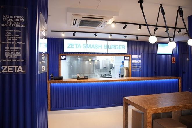 Zeta, la nueva smash burger en Madrid, abre sus puertas en Plaza de Chueca