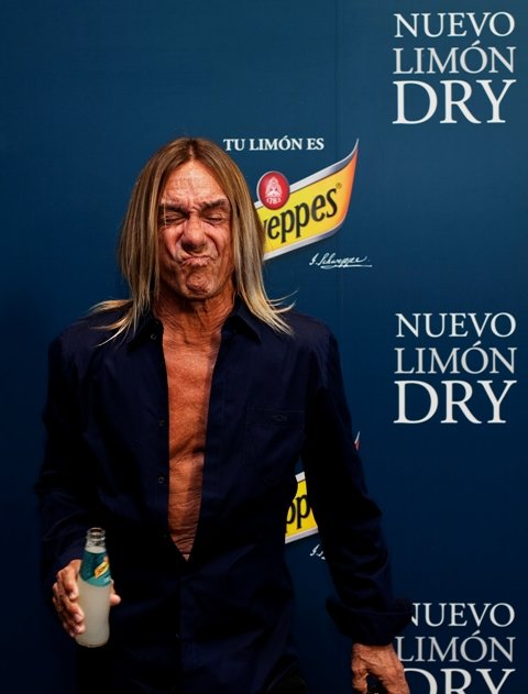 Iggy Pop y Schweppes Limon Dry