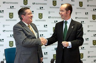 Los rectores  Galindo García y Fernández Antolín, de la UPSA y la UEMC, respectivamente.